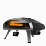 OONI Koda 16 Gaspizzaofen mit Connect Temperatur-Hub – Pizzaofen mit leuchtendem Gasbrenner auf Standfüßen