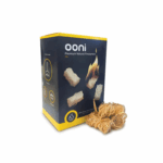 Ooni Premium Feueranzünder Verpackung mit Holzwolle-Anzündern – „Premium Natural Firestarters" für Pizzaofen Freisteller